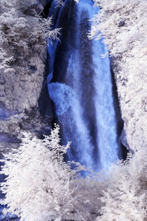 The hidden waterfall