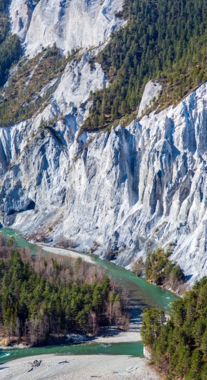 Versam-Safien, Rheinschlucht