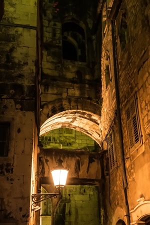 Split by night