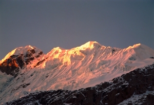 Lobuche East